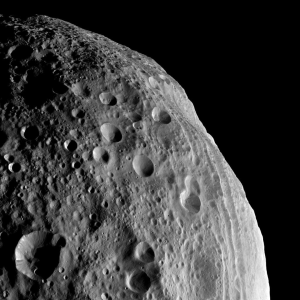global-woman-find-your-way-in-the-world-Vesta-Asteroid-goddess-astrology